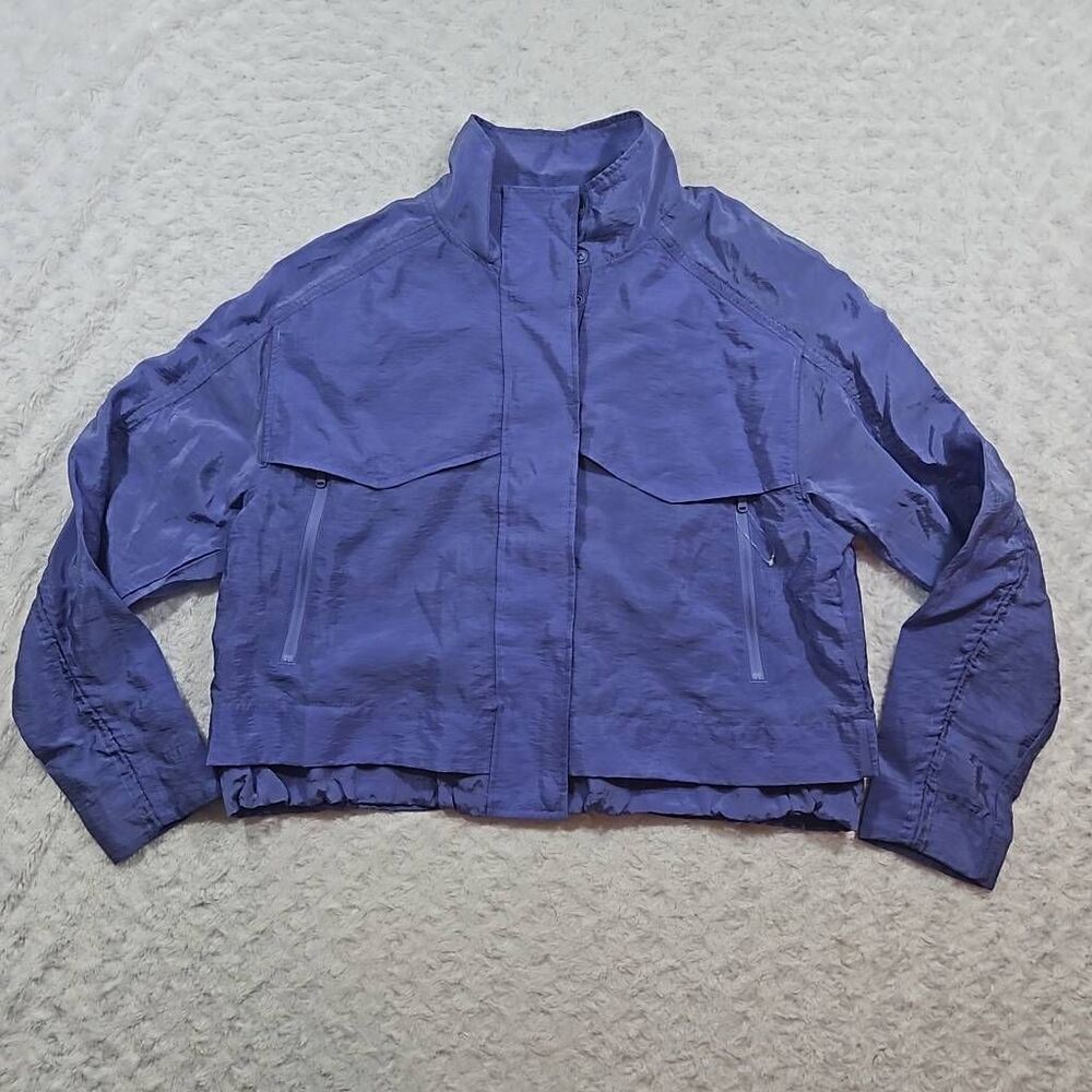 Athleta Arrival Jacket womens size medium purple dark adonis blue jacket 587735